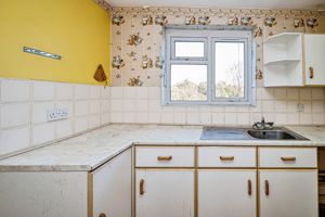 KITCHEN- click for photo gallery